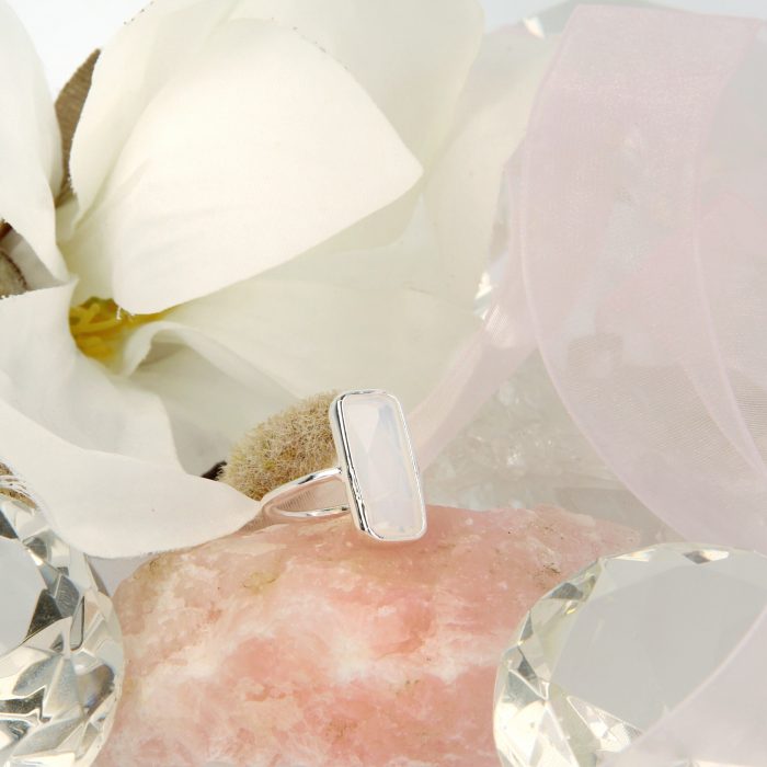 Moon Femininity Ring - Image 3