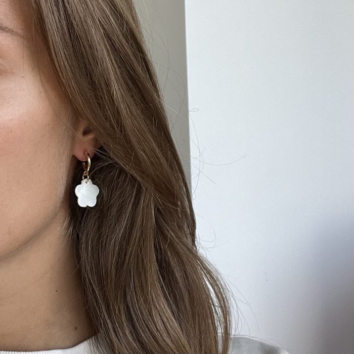 Flower Shell Earrings - Image 2